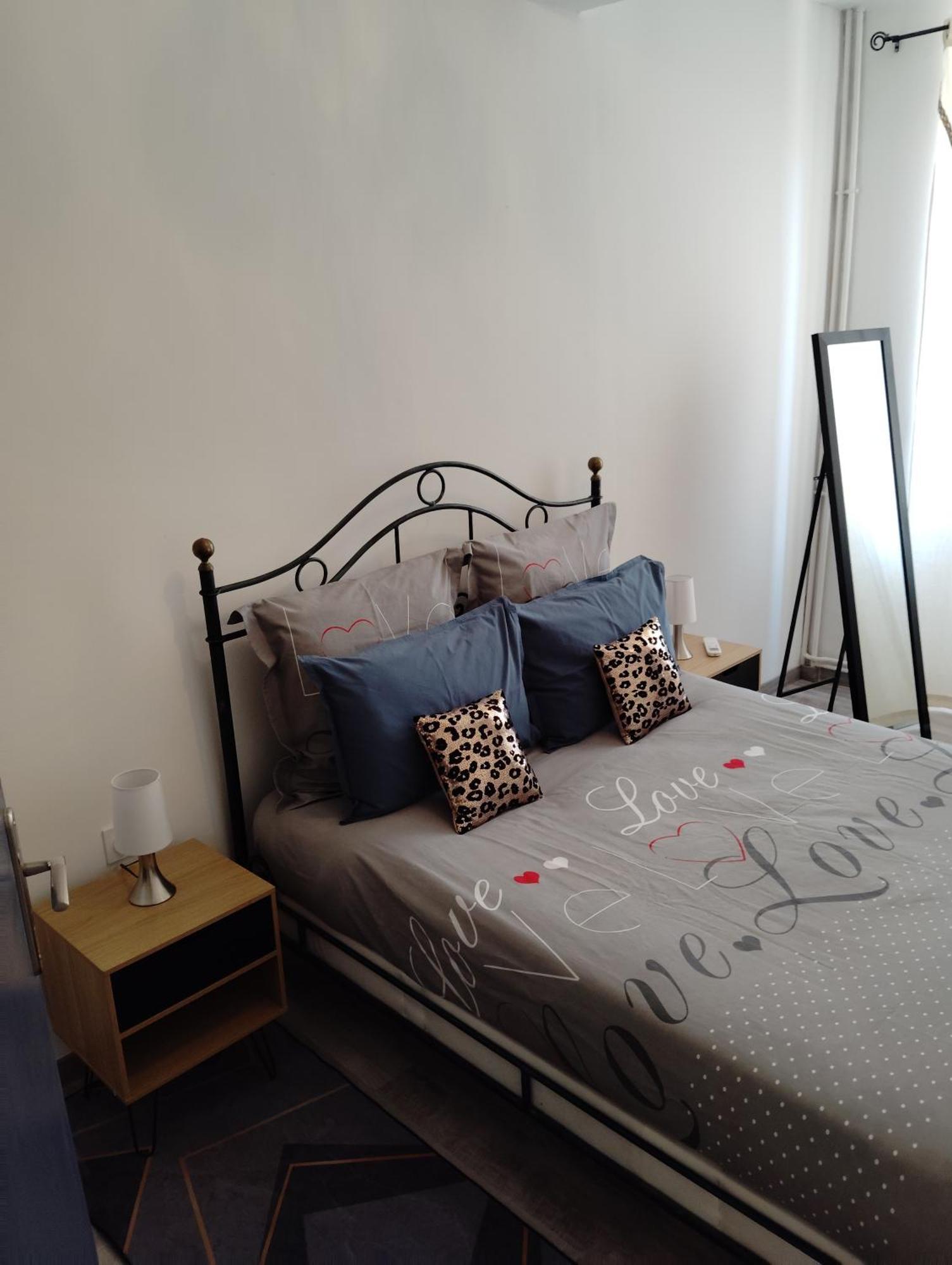 Maison Chez Marthe Le Muy Bagian luar foto