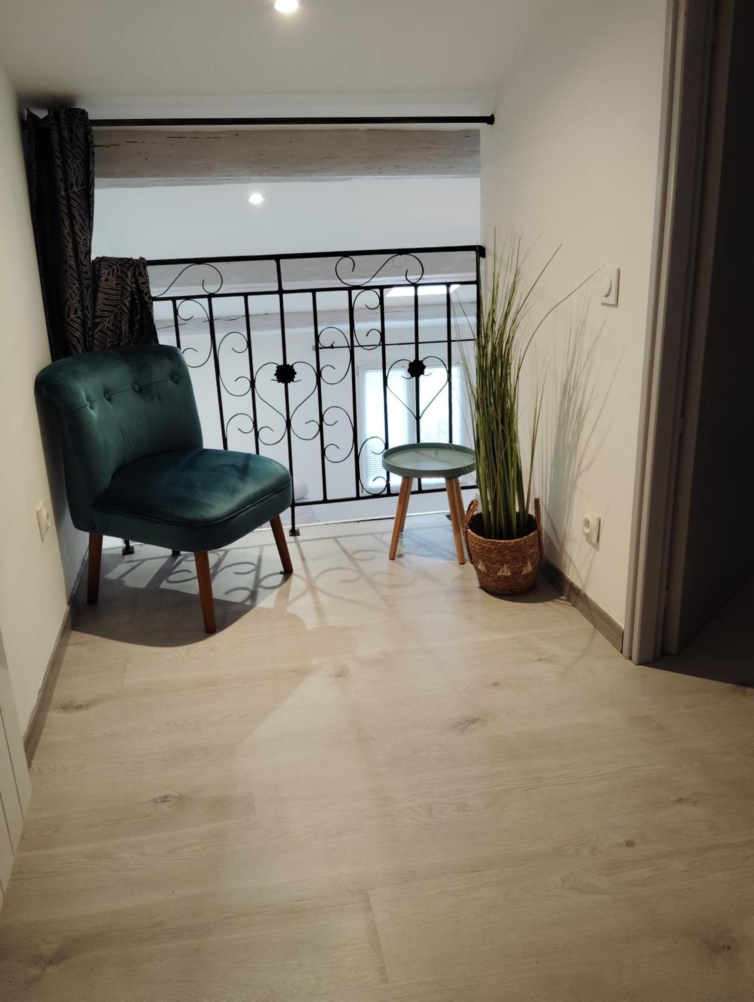 Maison Chez Marthe Le Muy Bagian luar foto