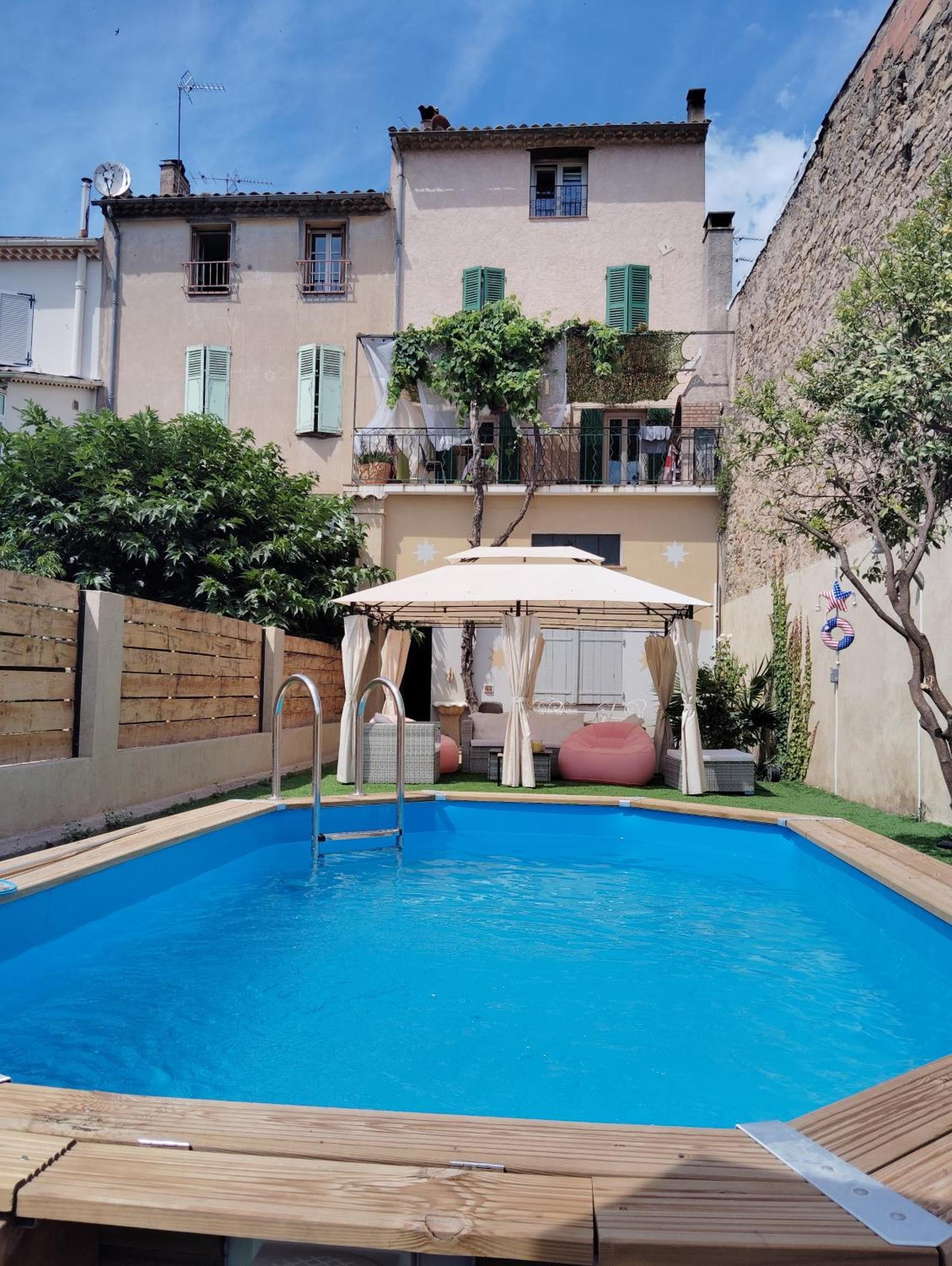 Maison Chez Marthe Le Muy Bagian luar foto